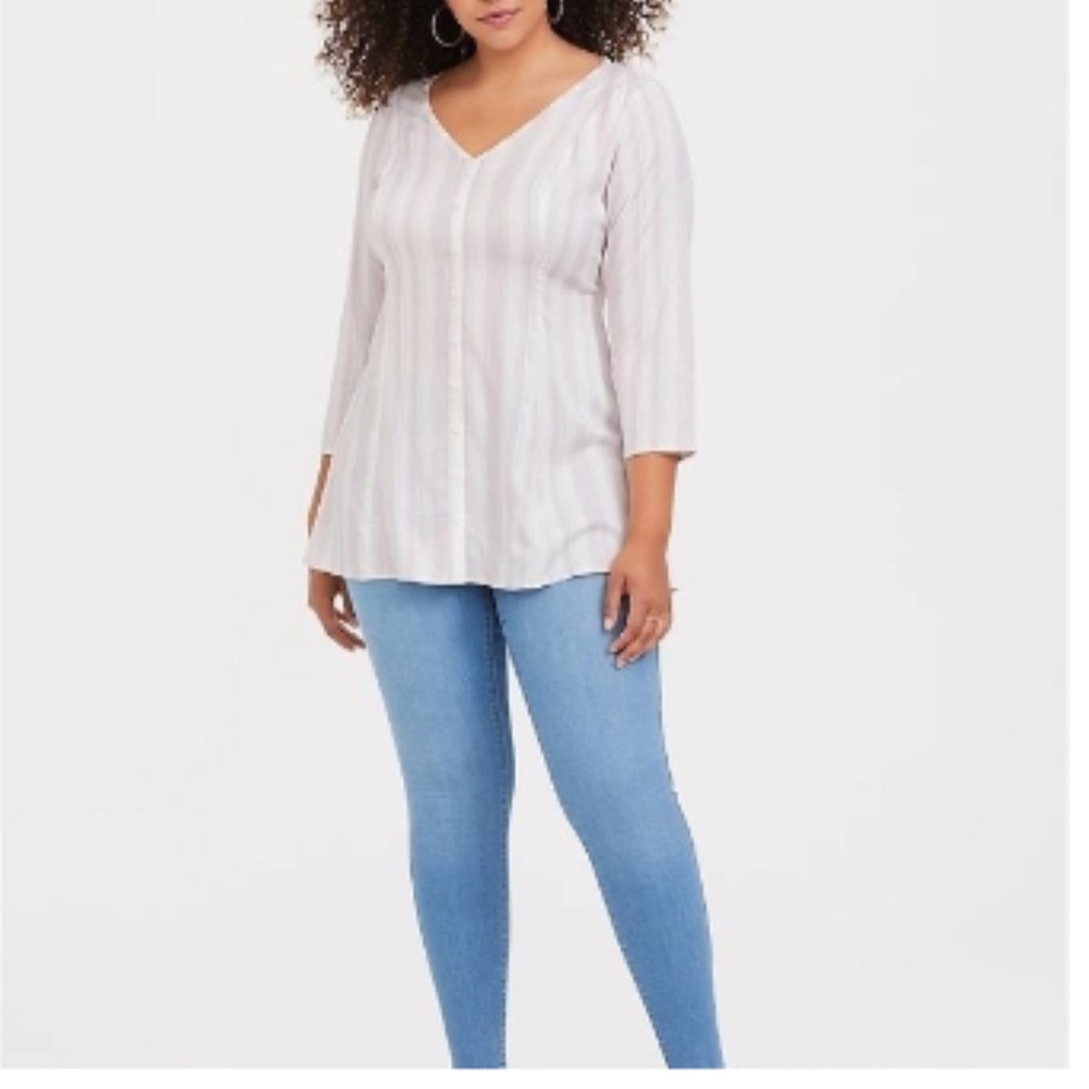 NWT torrid size 4 Lilac Striped Challis Tunic Top